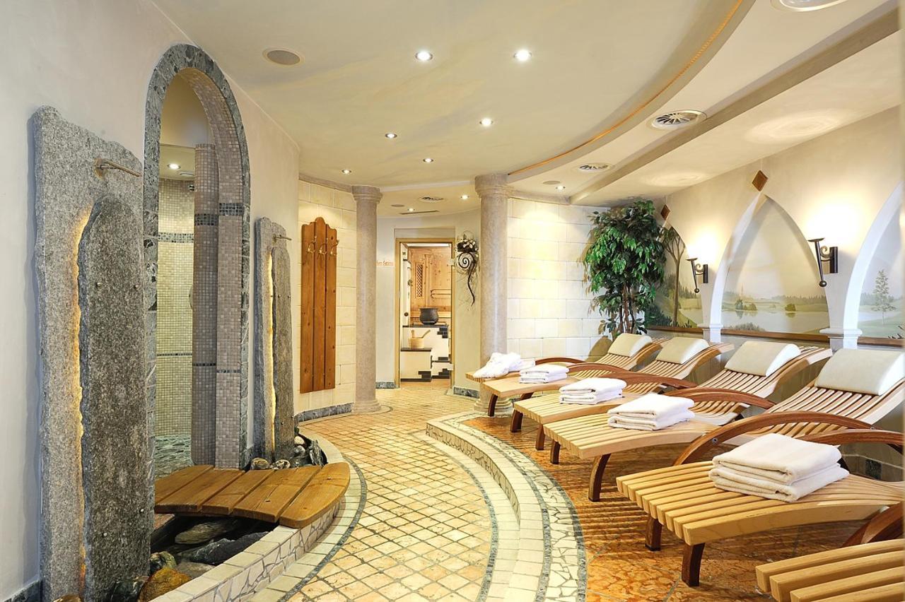 Sporthotel Almhof イシュグル エクステリア 写真